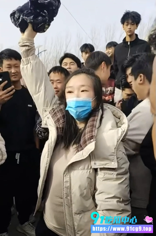大瓜~🔥🍉 河北魏县车往镇郝村7男2女聚众淫乱事件 男主将事情闹到公安局 全村都出来围观了! (3).png