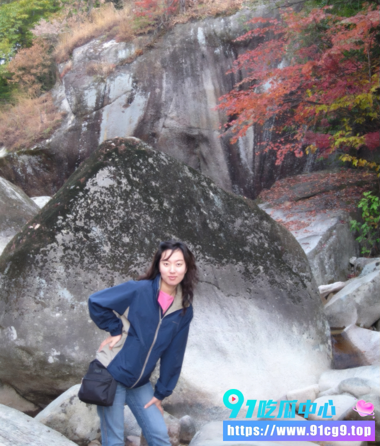 经典绿帽人妻 戚化怡 露出+换妻彻底展示淫荡天性!老实人看完还顶得住吗? (2).png