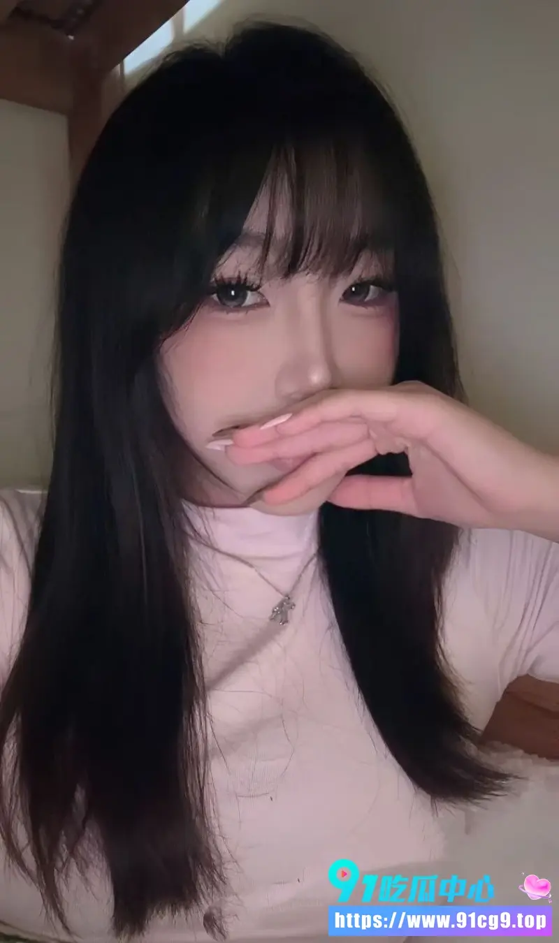 探花大神 江南第一深情 约炮极品身材学妹 制服加蕾丝袜火辣无比 被操到彻底服软3.webp