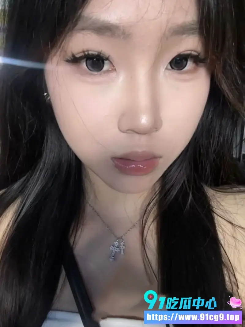 探花大神 江南第一深情 约炮极品身材学妹 制服加蕾丝袜火辣无比 被操到彻底服软6.webp