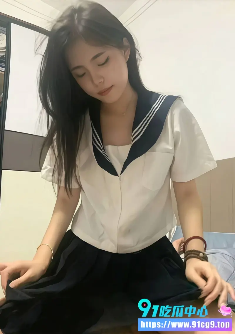 广州华南师范大学 陈晓彤 不雅视频泄密 被黄毛各种霸道调教狂操 反差感十足 (2).webp