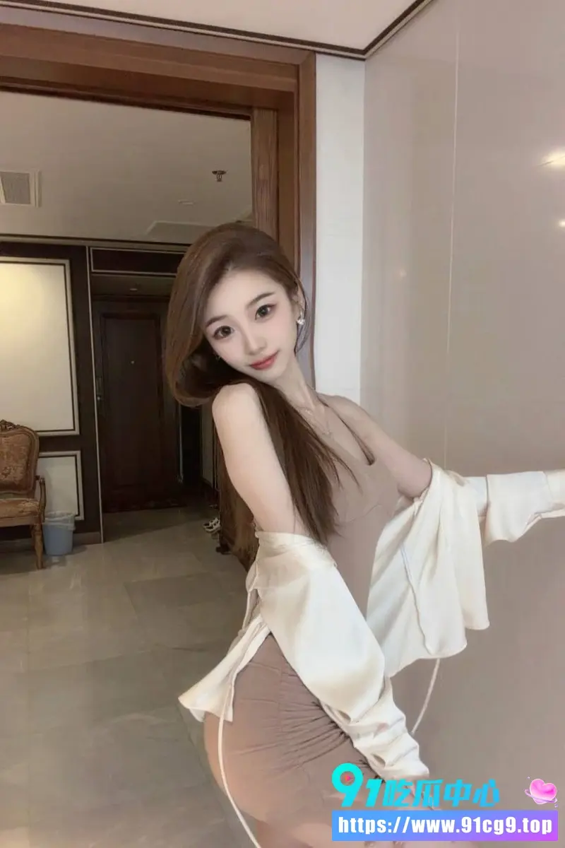 反差女大学生自拍私密视频合辑!表面乖乖念书私下酒店出轨被猛干 反差感拉满 (3).webp