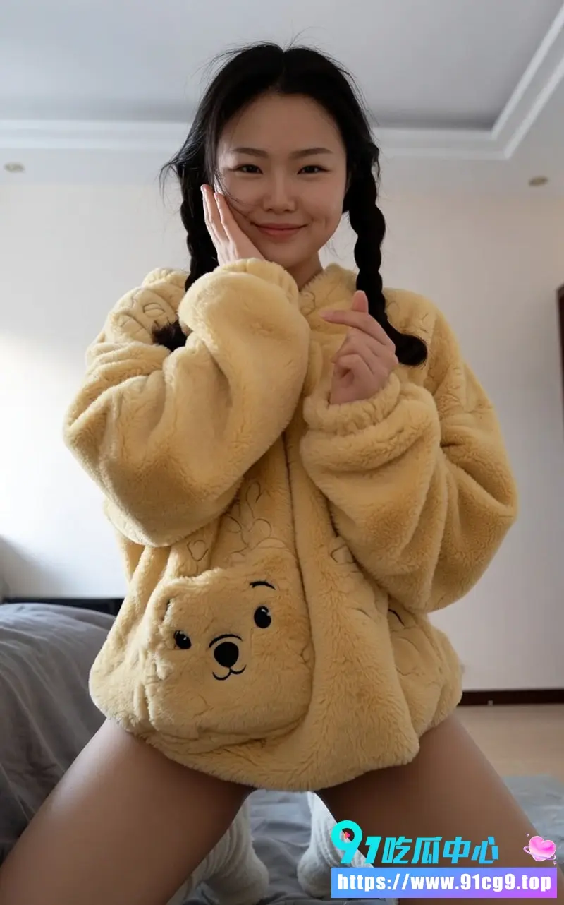 【今日吃瓜】重磅炸裂!湖北恩施建始实验小学2分50秒事件!女主播爱糖糖(建始女子)不慎把自家露脸性爱视频发进儿子班级群!全群家长老师直接看傻,群聊瞬间变大型吃瓜现场 (6).webp