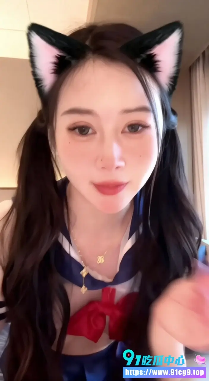 广佛深第一楼凤 晴宝 最新调教野战母狗服侍金主合集流出 看完绝对刷新三观 (5).webp