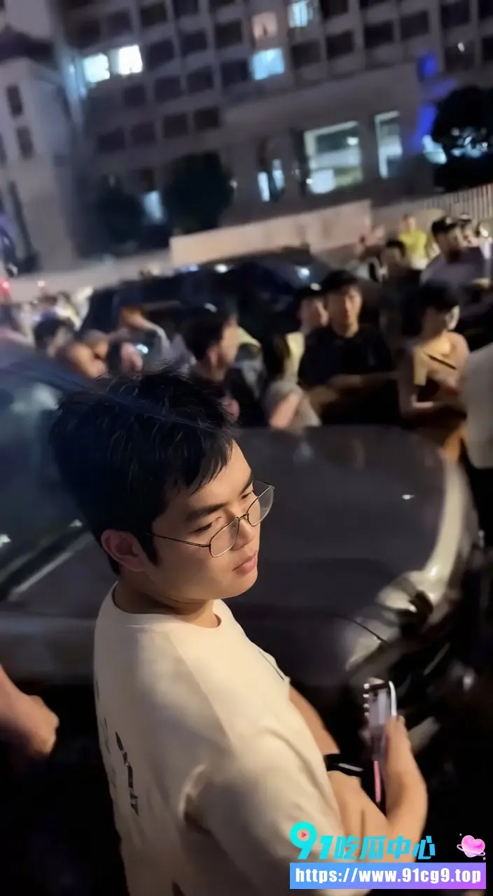 武汉武昌2亿危废实验室 紧挨居民楼 导致核心区爆发大规模群体抗议引发全网关注 (2).webp