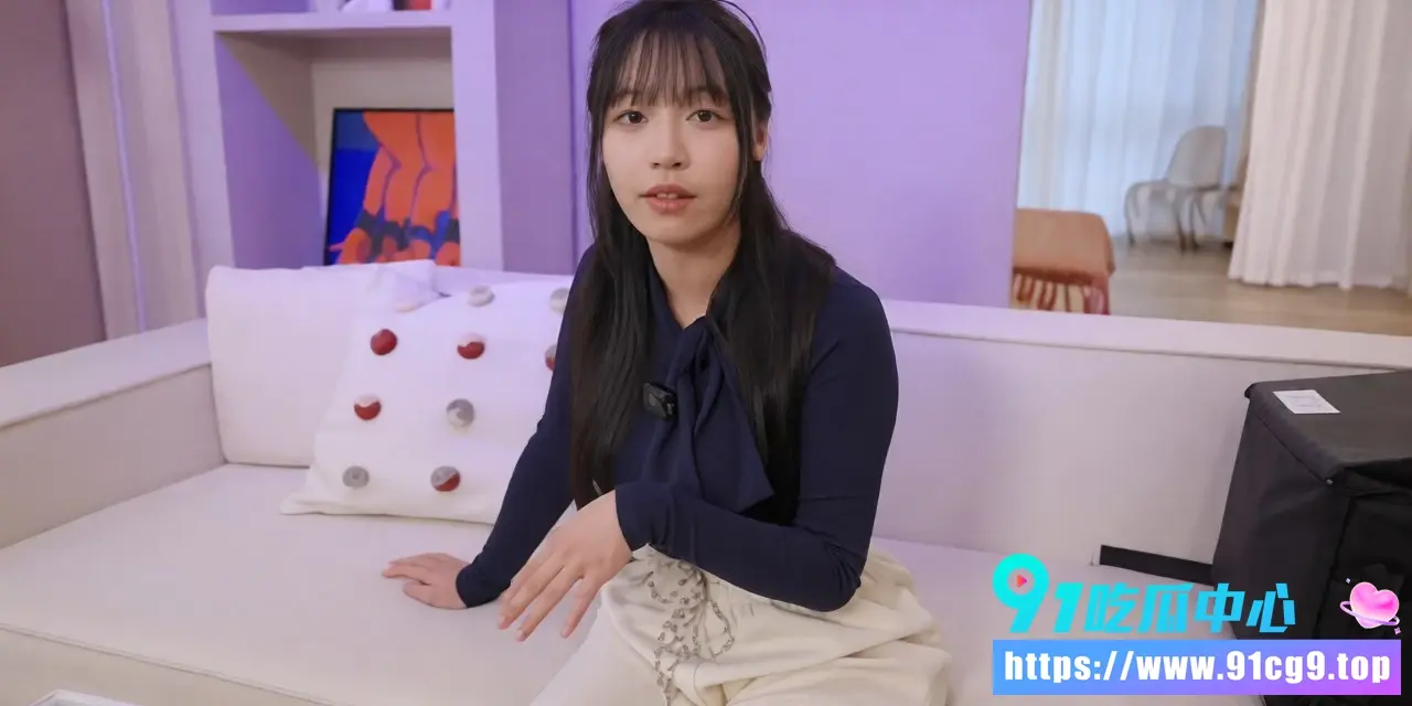 台湾人气女优 苏畅 直播分享AV行业残酷内幕 早起拍片深夜收工身心疲惫压力巨大 (1).webp