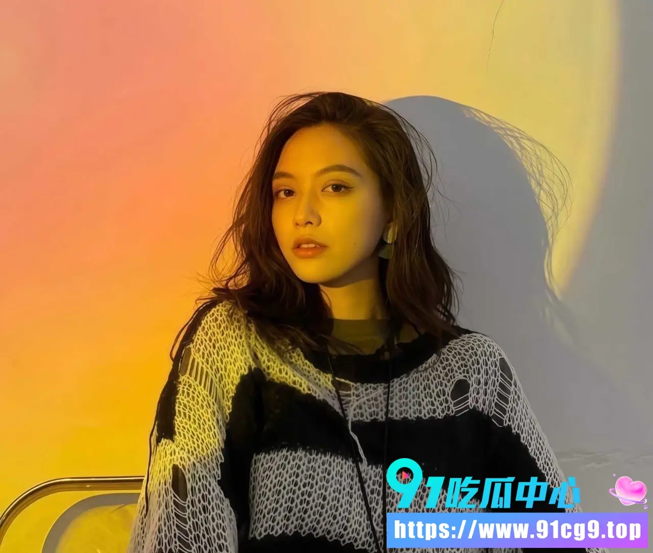 被清纯外表骗了🔥500万粉网红 韩小九 惊爆90万肉体交易 出轨视频曝光 外围女大全网吃瓜 (7).webp
