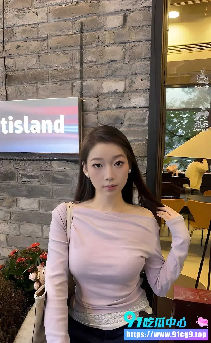 小红书探店博主 隐藏特殊服务视频曝光!给金主爸爸吃鸡8一条龙服务 被拍摄露脸视频全网曝光 (3).webp