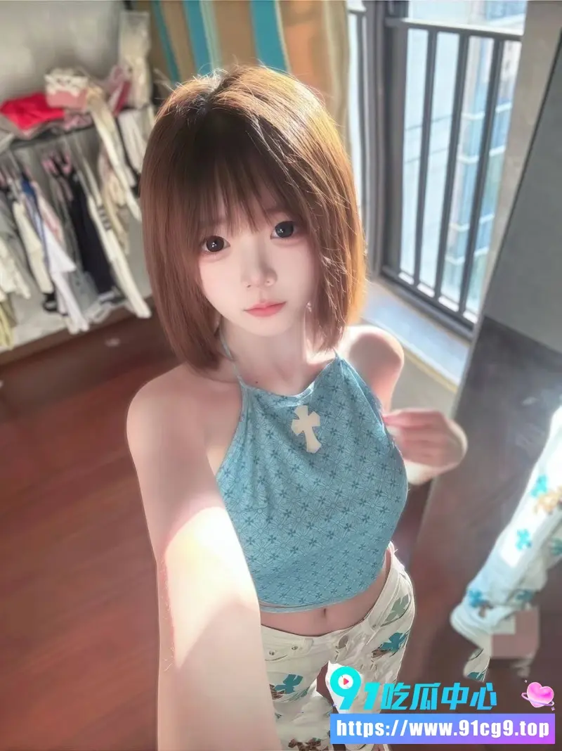 杭州极品大一学妹 分手后被渣男曝光性爱视频 19岁清纯软妹被狂射满穴 粉嫩小脸满是红晕 (10).webp