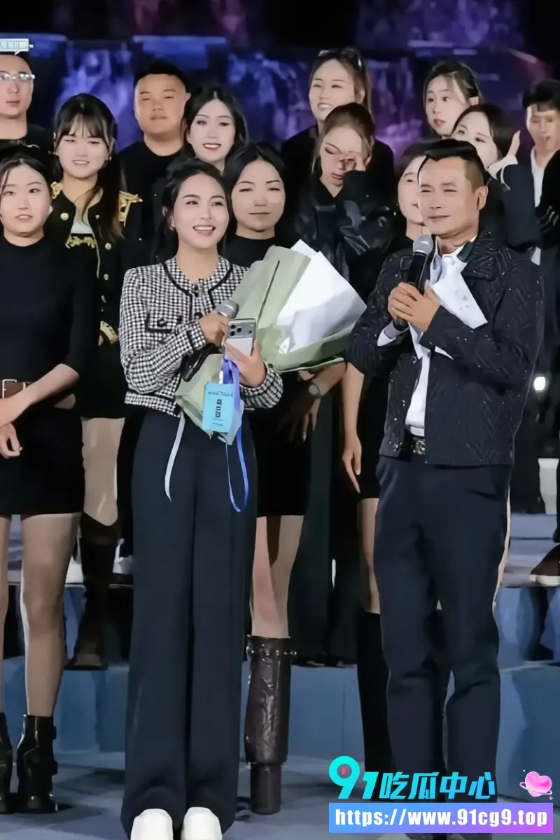 抖音网红豆豆吃不饱离婚内幕全曝光 五周年庆高杰当众求婚成功却被扒小三上位 小云儿离婚内幕全曝光! (8).webp