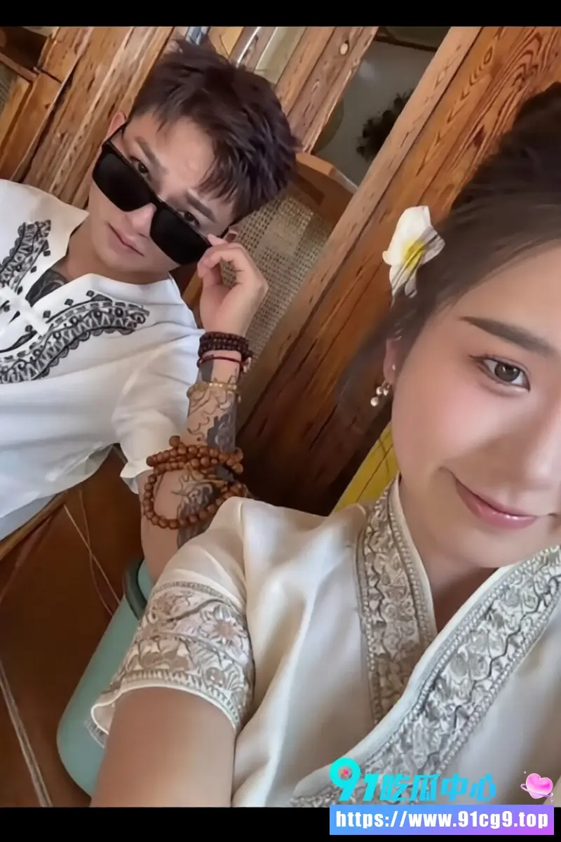 抖音网红豆豆吃不饱离婚内幕全曝光 五周年庆高杰当众求婚成功却被扒小三上位 小云儿离婚内幕全曝光! (11).webp