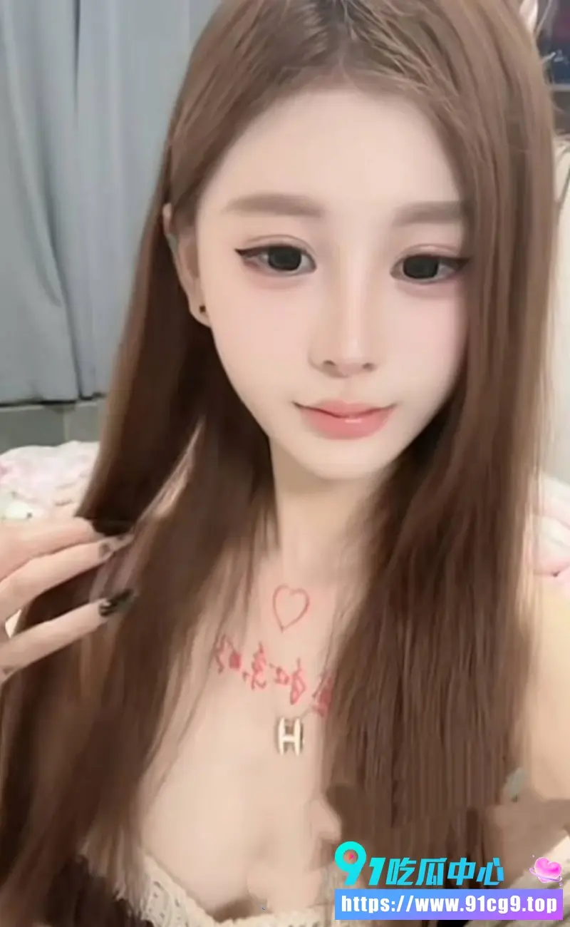 抖音网红 辣妹小娇妻 暧昧网友私约前任开房被爆操 骗钱炸裂事件曝光 (3).webp