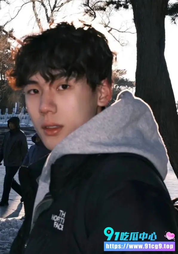 中国知名影视编剧于正被新男演员爆料潜规则 面试要求下体检查 旧案王林海爆料性骚扰男演员成惯犯 (8).webp