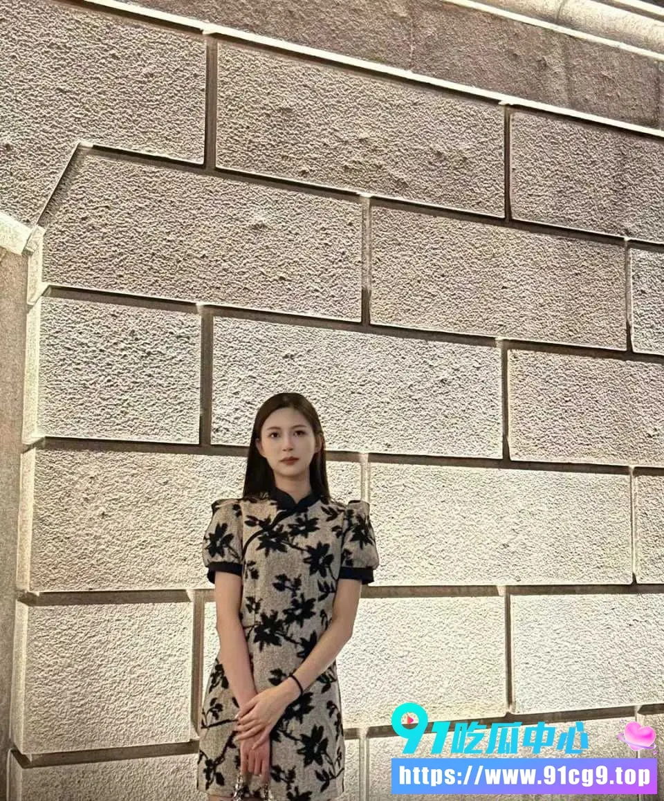 🔥昆明东川准新娘邓相宜 结婚前夜出轨群友肖鸿宇 无套内射聊天记录曝光!幸好没结成💚🤡 (2).webp