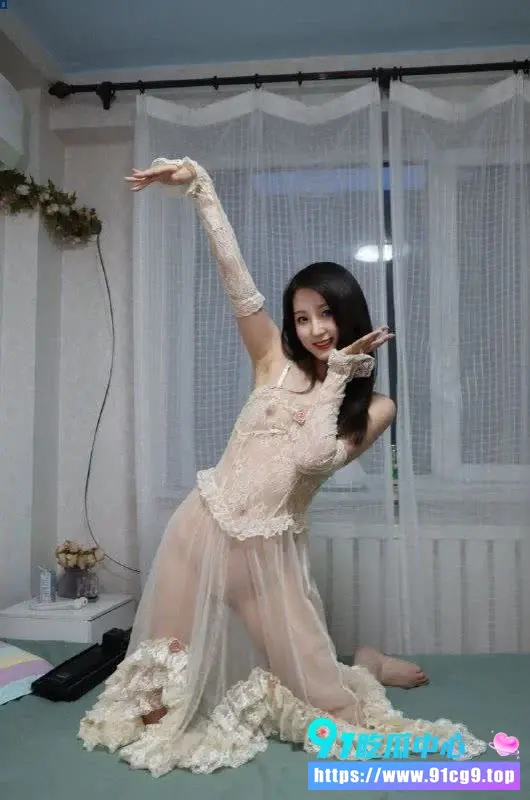 极品!清纯长发美女 第一视角 深喉口交实拍福利炸裂❤️ (3).webp