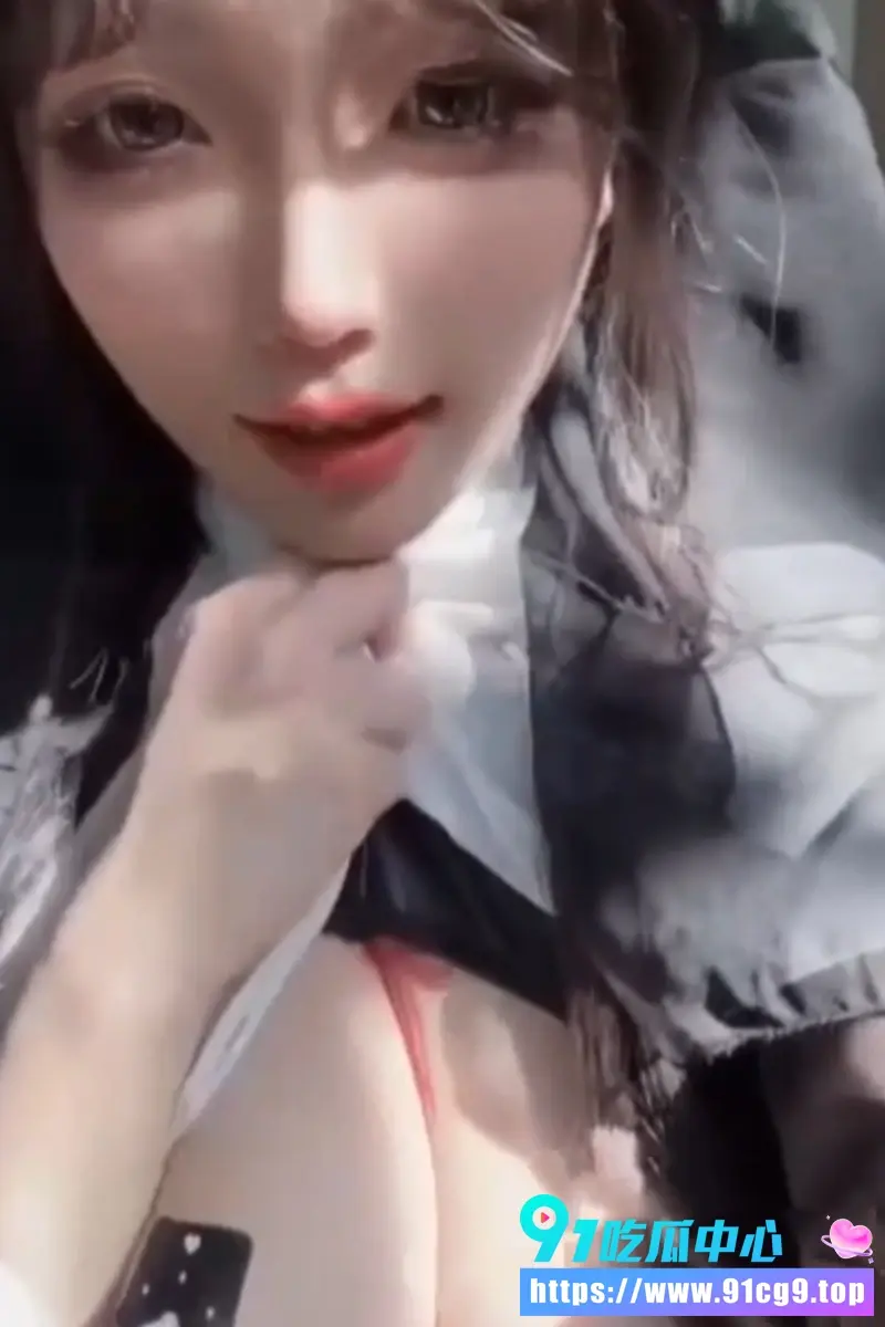 抖音225万粉 莉莉子Ririko 户外大尺度福利流出 全程露脸大胆展示极品身材 看的人下面根本受不了1.webp