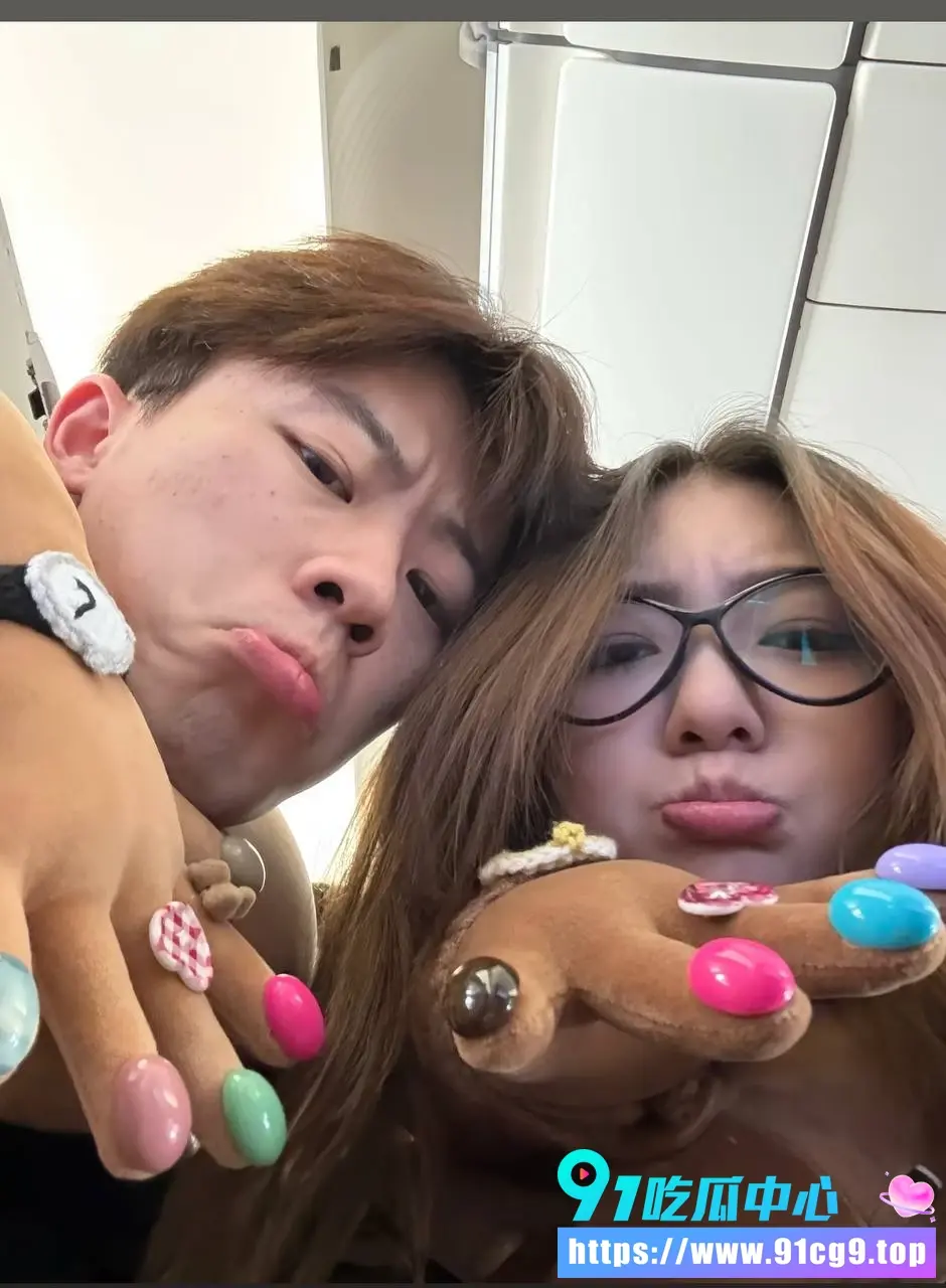 23岁抖音美少女Ma meliya 前男友太离谱 赌博骗走50万还出轨新欢同居 对峙现场果断退出! (10).webp