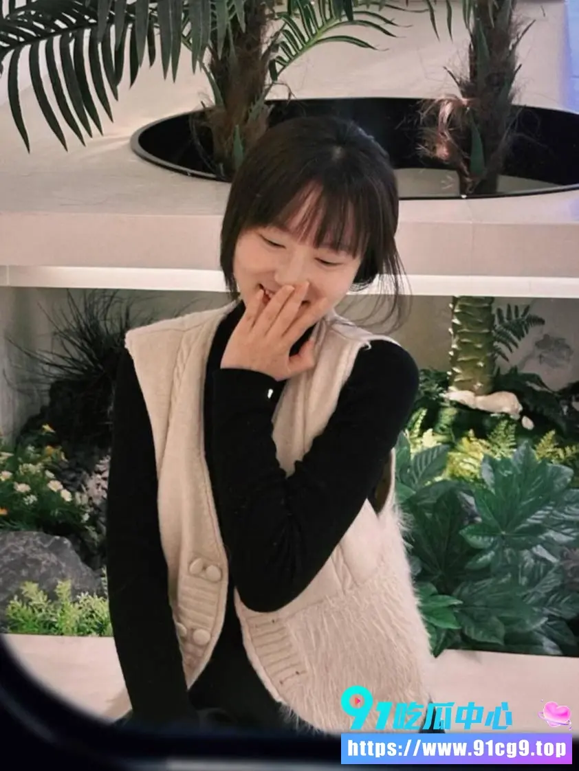 前凸后材极品身材人妻在床上风骚至极 易敏感体质被干到高潮连连抽搐!4.webp