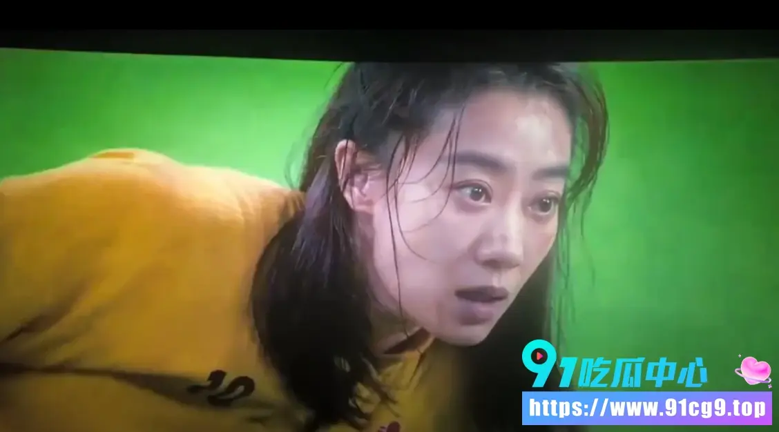 周星驰电影《功夫女足》片段流出!👀 25年后再续少林足球热血精神 这波荒诞喜剧你怎么看❓️ (3).webp