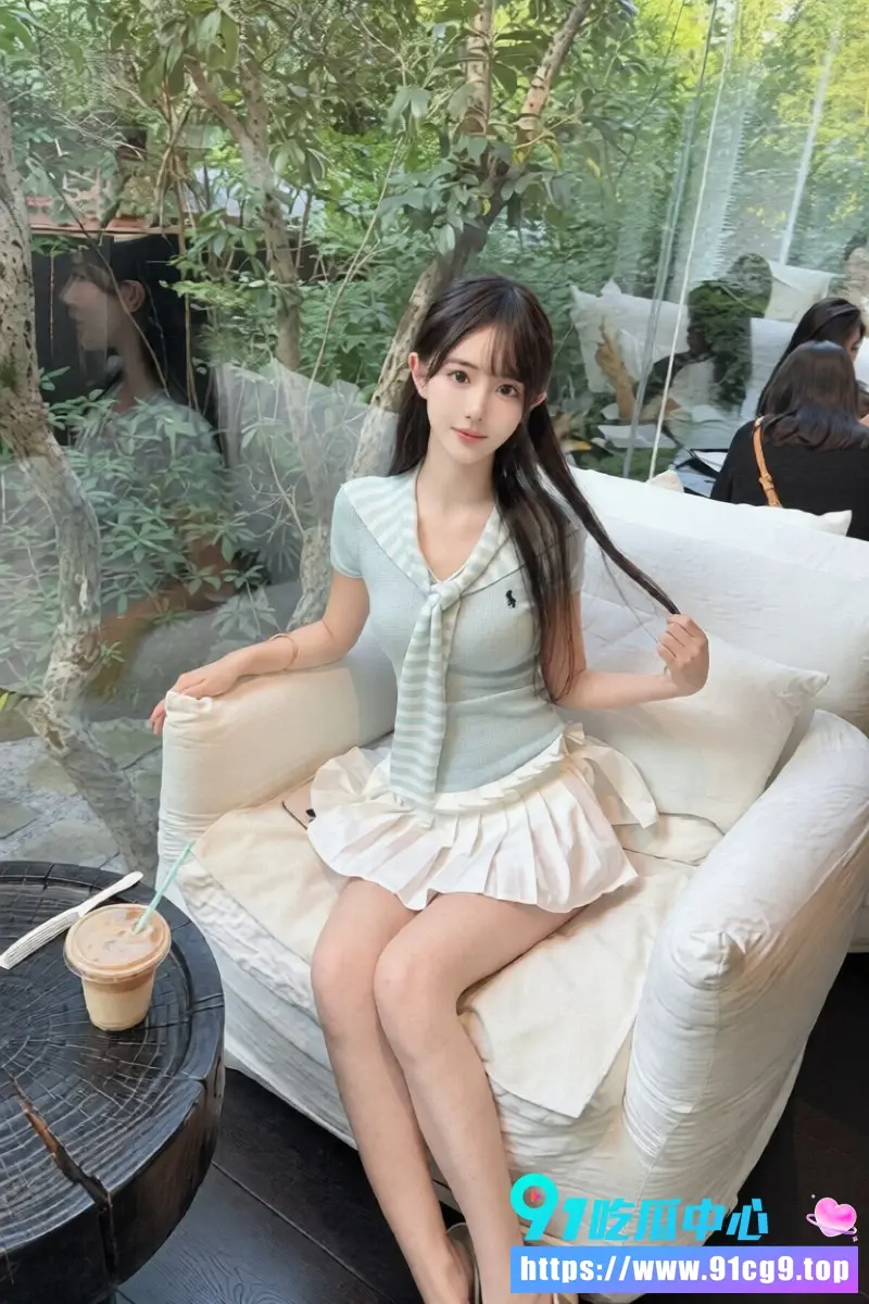 真实兄妹乱伦 极品骚妹妹与哥哥户外野战 骚穴被巨屌后入到腿软不止! (5).webp